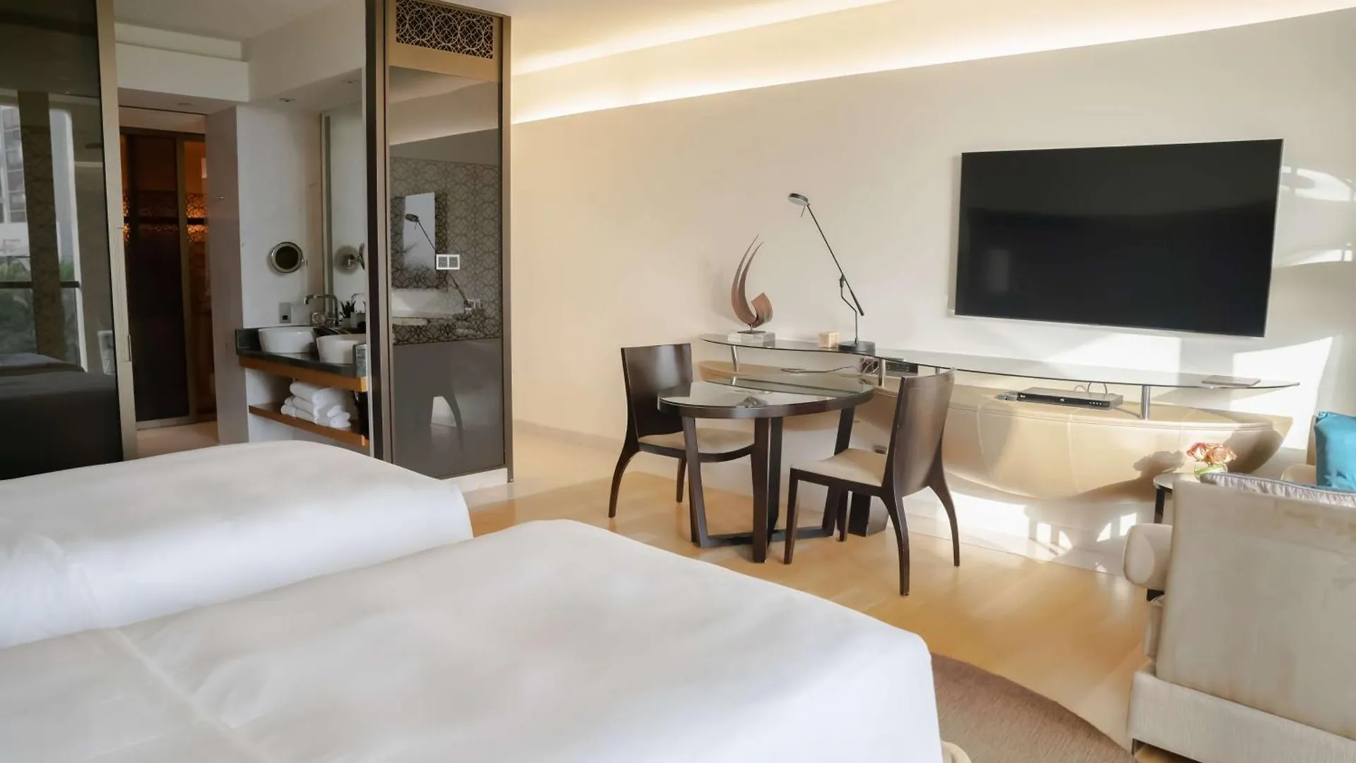 Park Hyatt Abu Dhabi Hotel And Villas 5*,